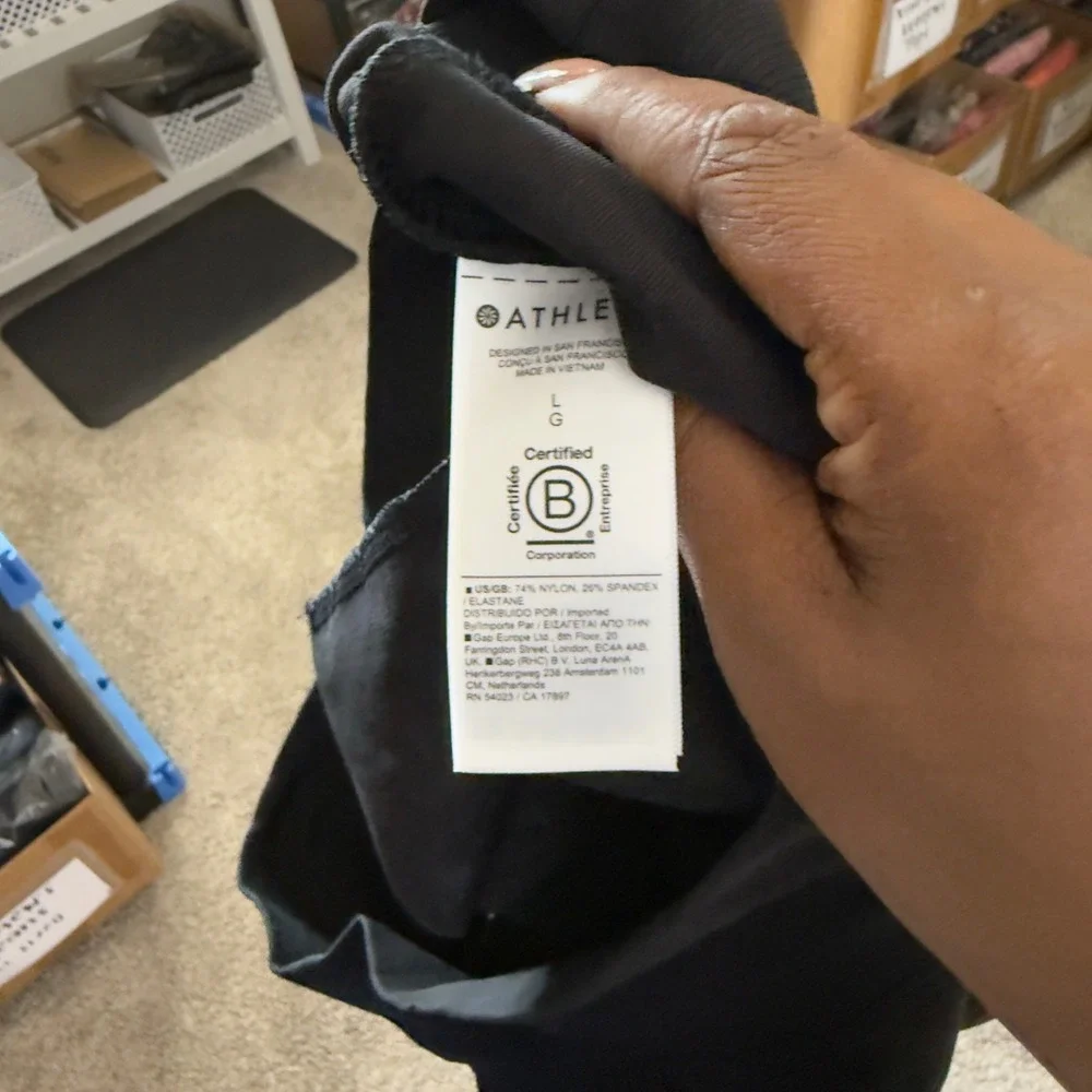 NEW Athleta Women Venice Pant Large Black Wide Leg Split Hem Mid Rise Casual